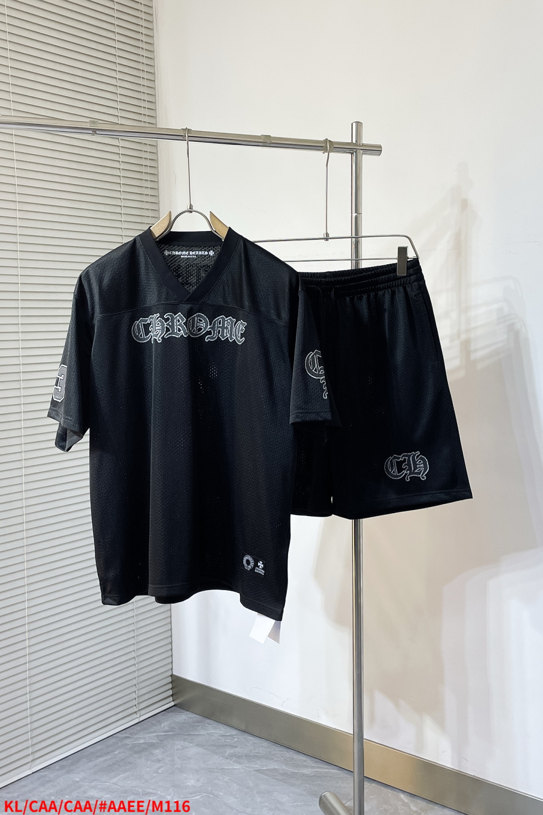 NO:432218,Tops M116 KL Chrome HeartCh 25SS Mesh flashing ice hockey uniform shorts Fabric is made of high-density 100D bird's eye cloth Double-sided mesh positioning is very time-consuming, labor loss cost is very high, single-layer thin transparent bottom junk goods on the market, same style for men and women, OS style SizeSML, complete three standards, removable and sold The next day,,chrome hearts,chrome hearts, shorts,alexander wang19860909上衣 裤子 M116 KL Chrome HeartCh克罗心 25SS 网眼闪粉冰球服短裤 面料采用高密100D鸟眼布 双面网眼定位非常耗时 人工损耗成本很高 非市面上单层薄透底垃圾货 男女同款 OS版型 SizeSML 三标齐全 可拆卖 隔天,,chrome hearts,chrome hearts,shorts,alexander wang,Men's clothing