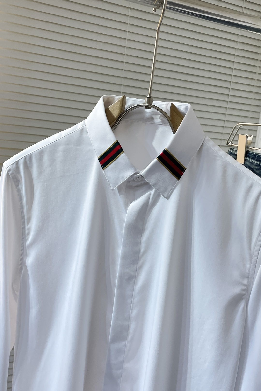 Luxurious 3D Tailored Shirt: High-End Fashion Aesthetic Design with Noble Details - 图片 4