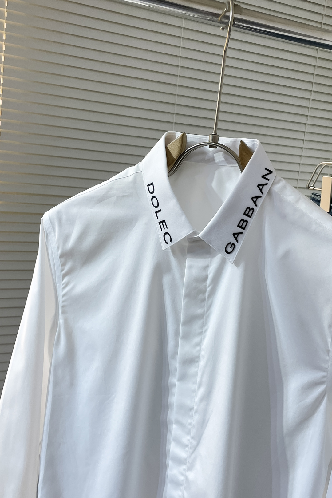 New 2025SS Long-Sleeve Shirts: Lighter, Softer, Classic Style, High-Quality Fabric - 图片 4