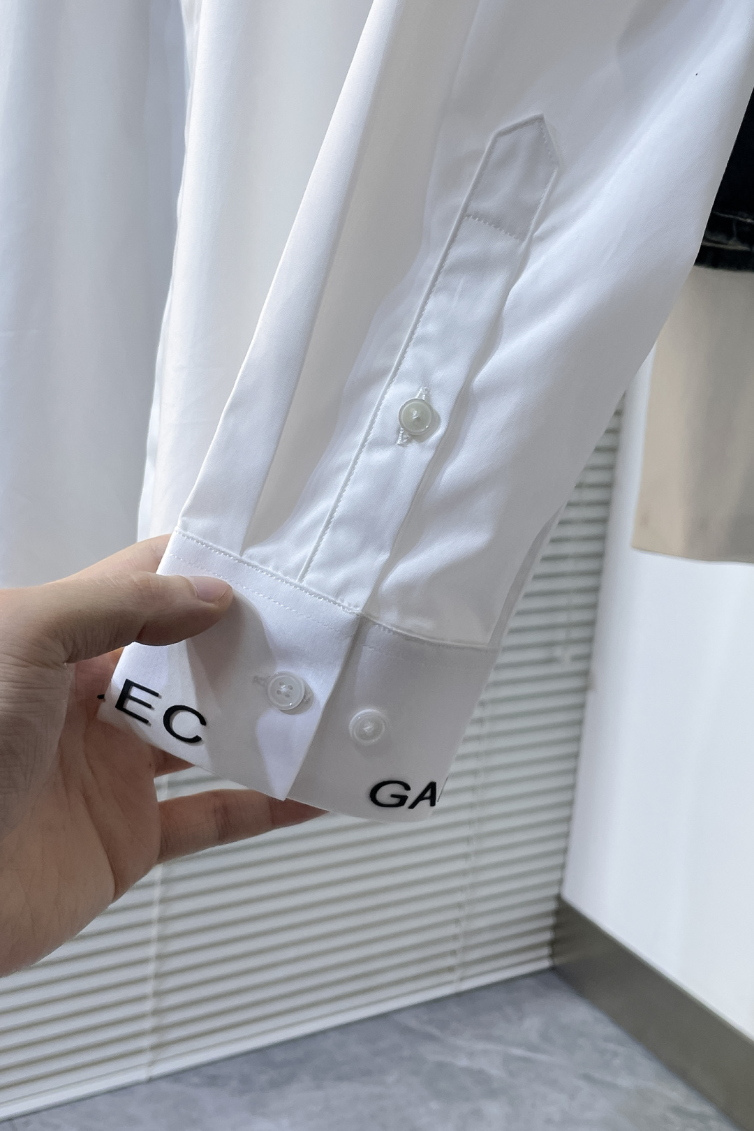 New 2025SS Long-Sleeve Shirts: Lighter, Softer, Classic Style, High-Quality Fabric - 图片 7