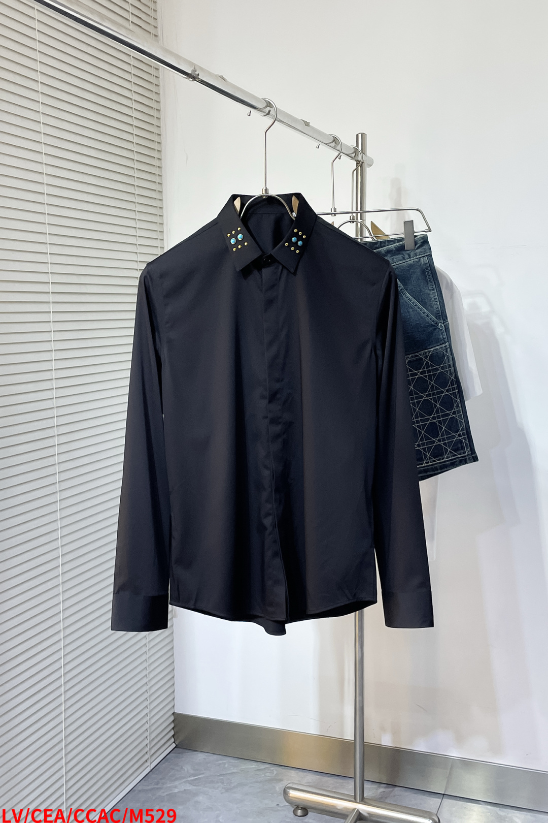 Louis Vuitton Shirt M529 09725