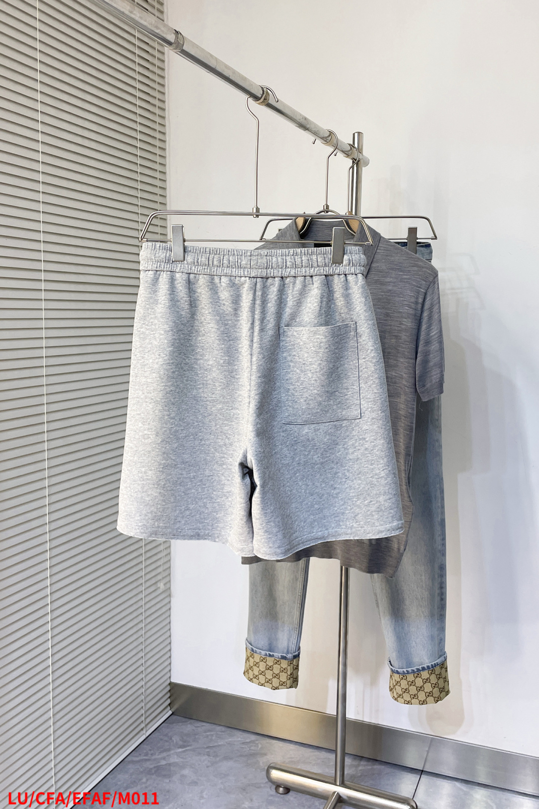 “Modern Attitude: New Spring and Summer Shorts in Thin Composite Fabric” - 图片 2