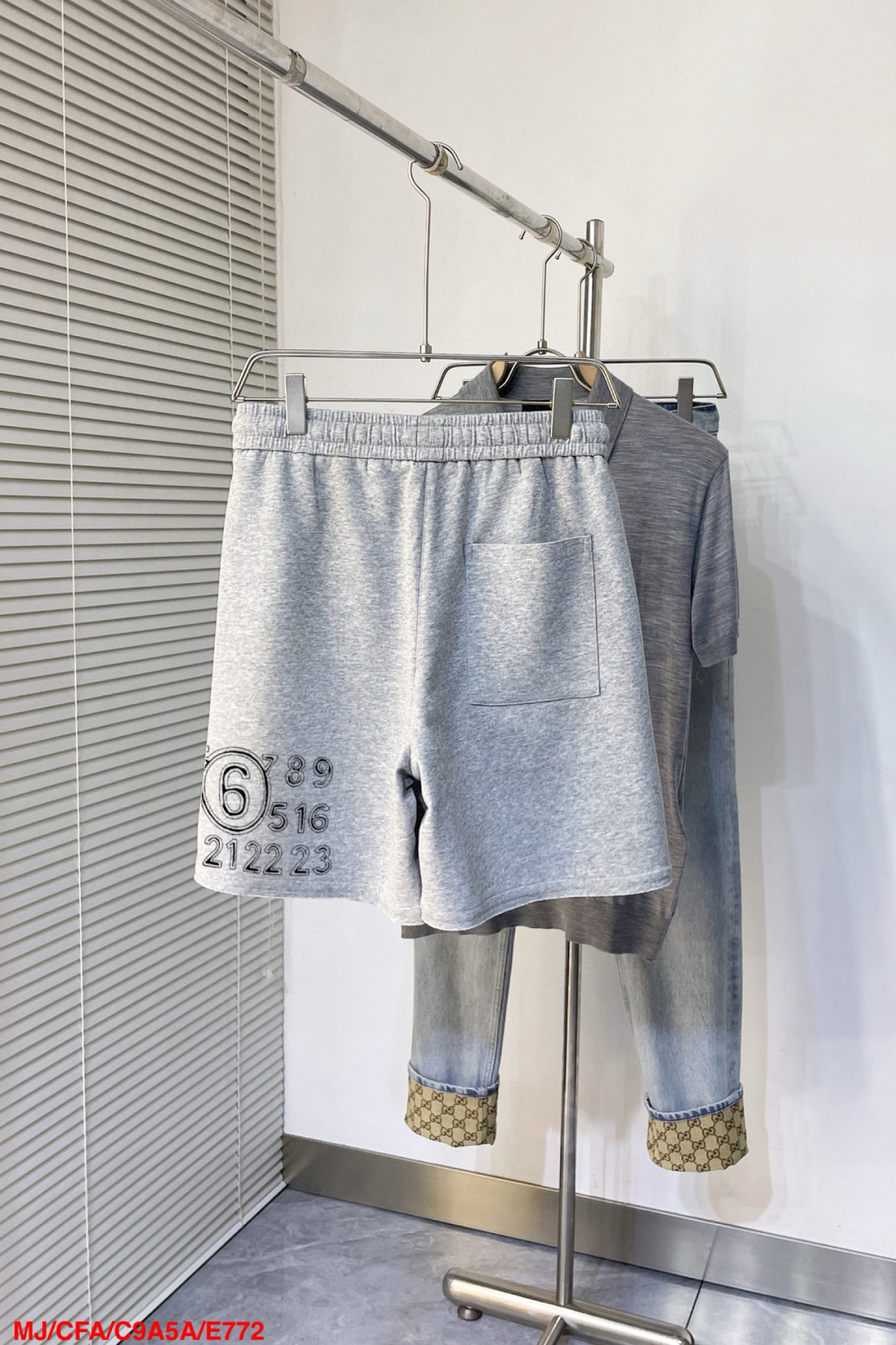 “Magila 25 Spring and Summer New Shorts: Modern, Quality, Innovative Design” - 图片 2