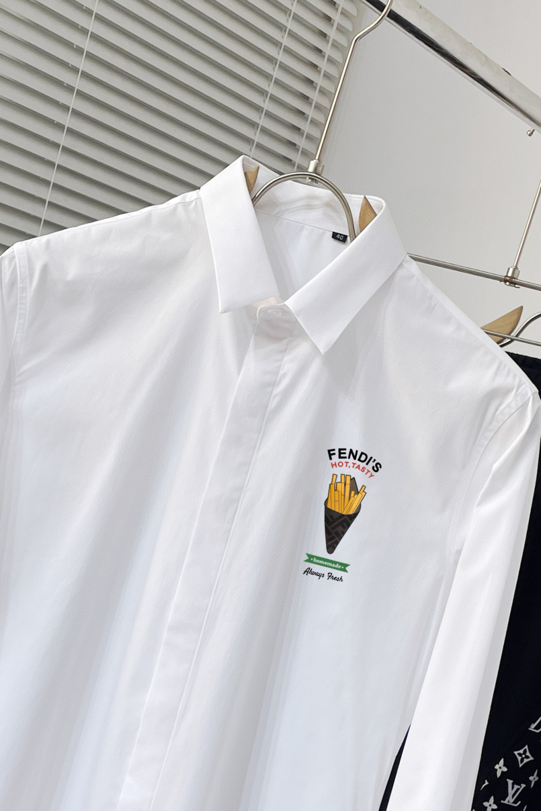 Luxury Men’s Cotton Shirt by FD-FENDI: Comfortable, High-End, Original Fabric, Stylish Fit. - 图片 4