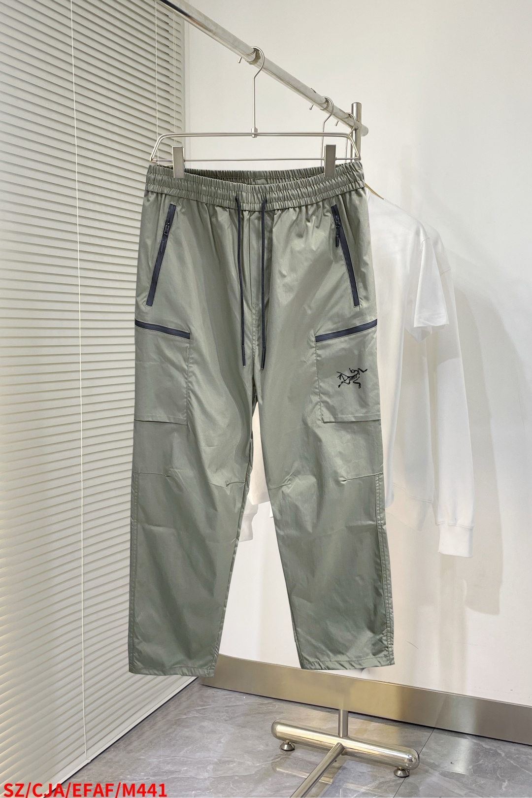 NO:429729,M441 SZ Archaeopteryx Official website synchronization Classic outdoor work pants Super positive color Overseas synchronous hairstyles This year's trend Imported technological fabrics L-4XL (095), arc'teryx,alexander wang19860909M441 SZ始祖鸟 官网同步 经典户外 工装裤 颜色超级正 海外同步发型 今年流行趋势 进口科技面料 L-4XL（095）,arc'teryx,alexander wang,Men's clothing