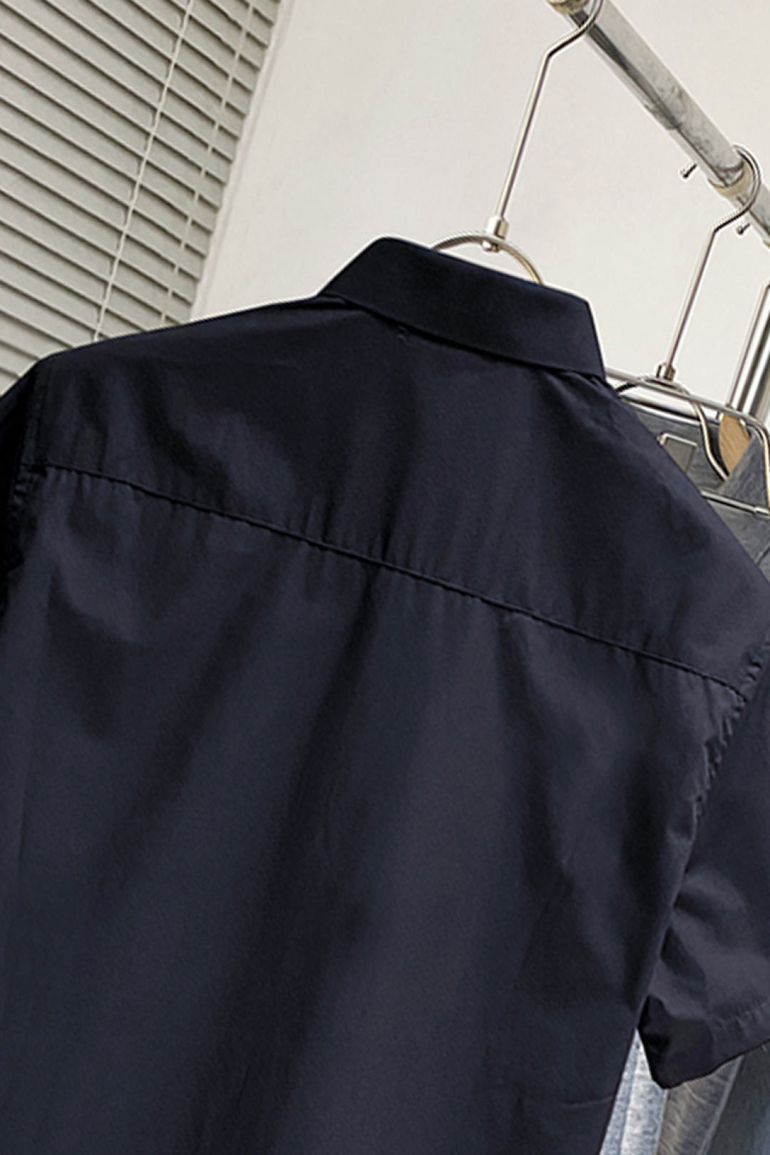 Luxurious Short-Sleeved Shirt: Natural Cotton, High-End, Comfortable, One-Size. - 图片 8