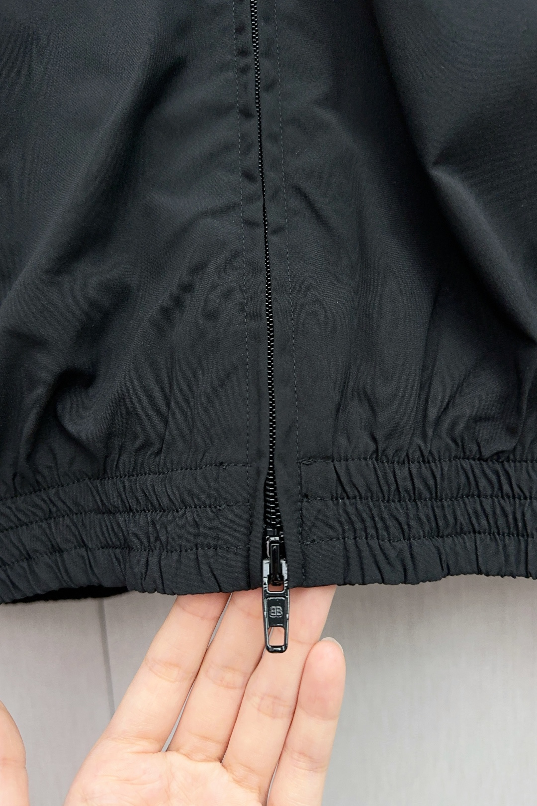 Balenciaga Paris Family Exclusive Spring & Autumn Jackets: Luxurious, Functional, Uncompromising Quality - 图片 7