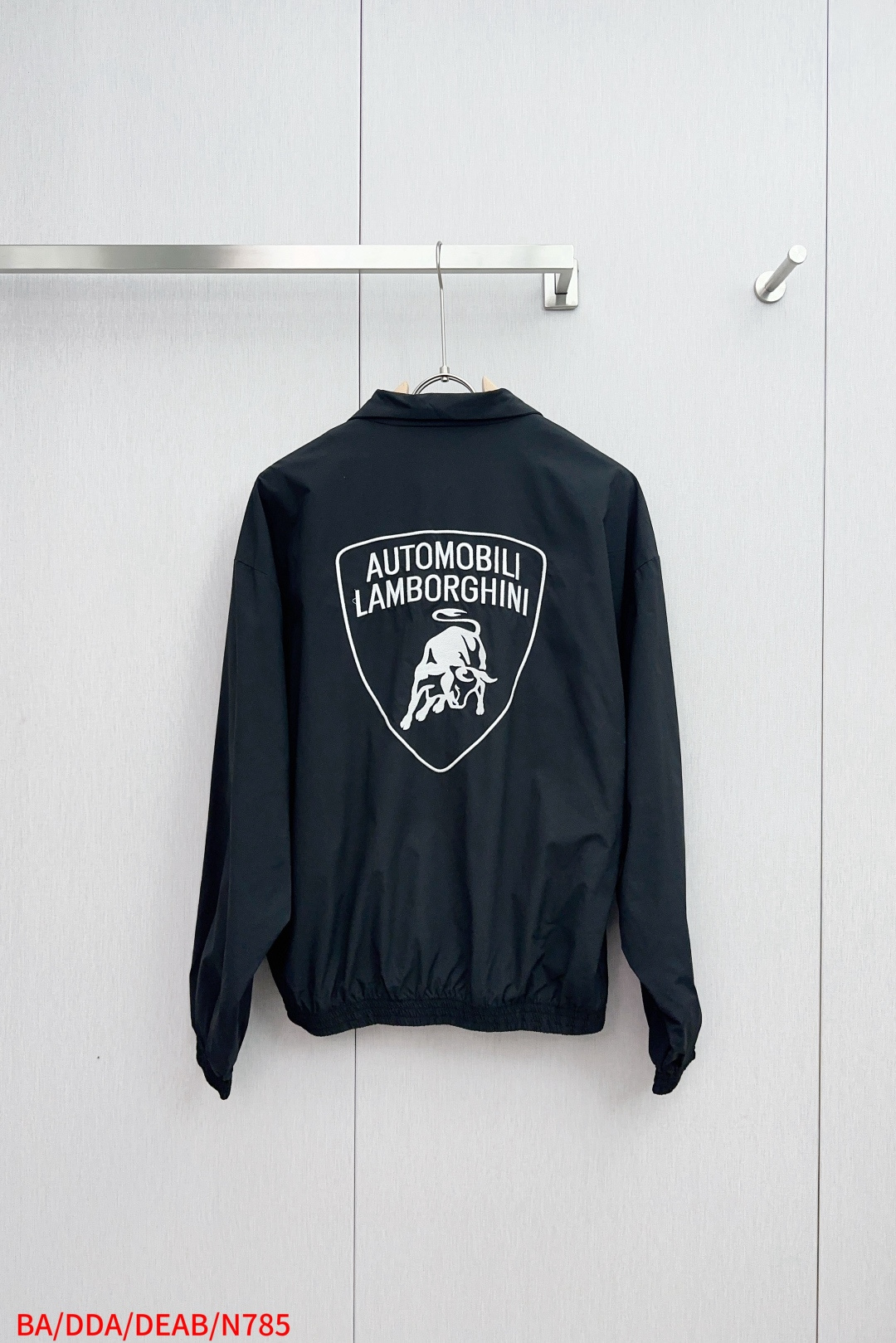 Balenciaga Paris Family Exclusive Spring & Autumn Jackets: Luxurious, Functional, Uncompromising Quality - 图片 2