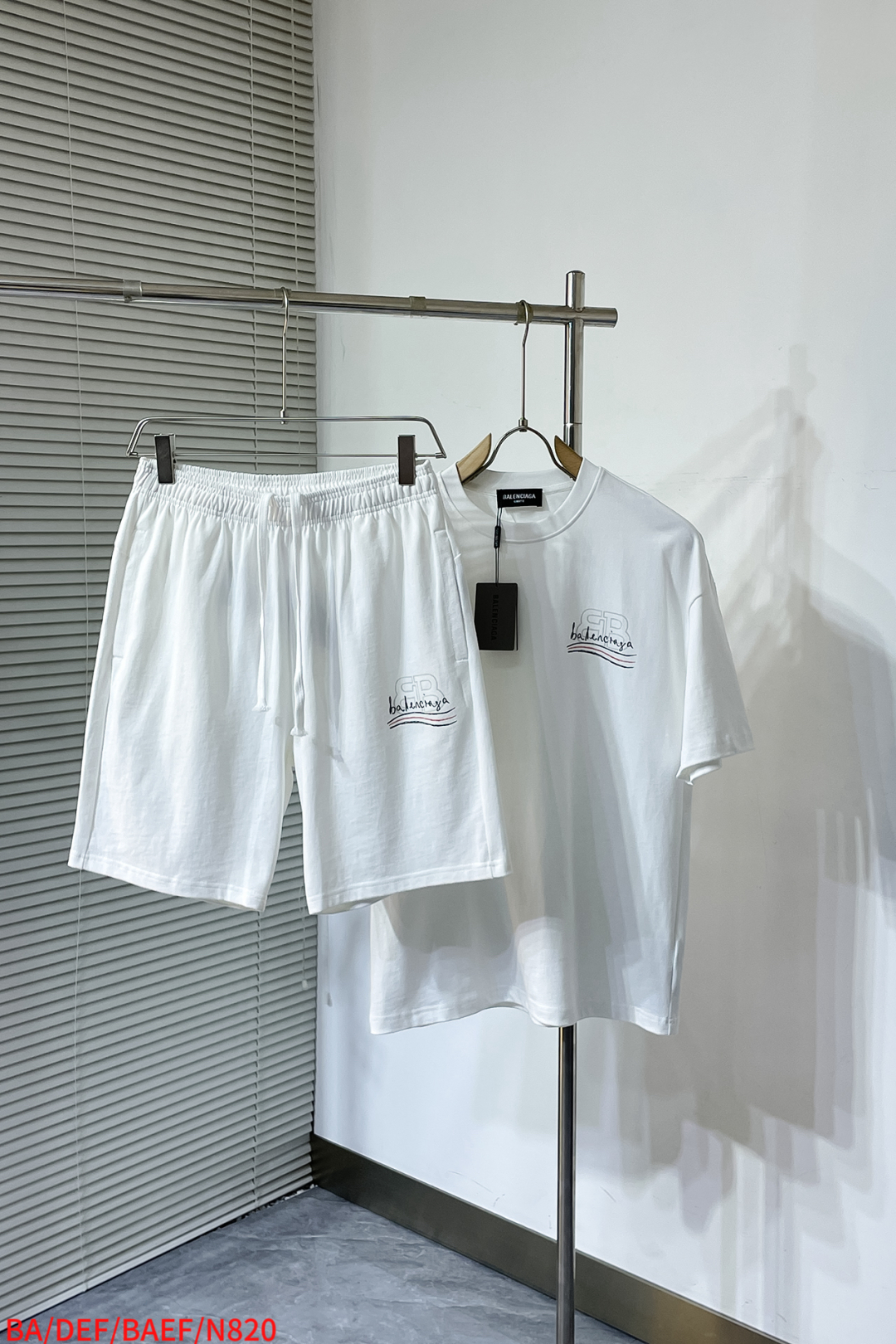 2025 Spring/Summer Paris Family Suit: Top-Class Cotton Material, Unisex Fashion, Limited Availability - 图片 2