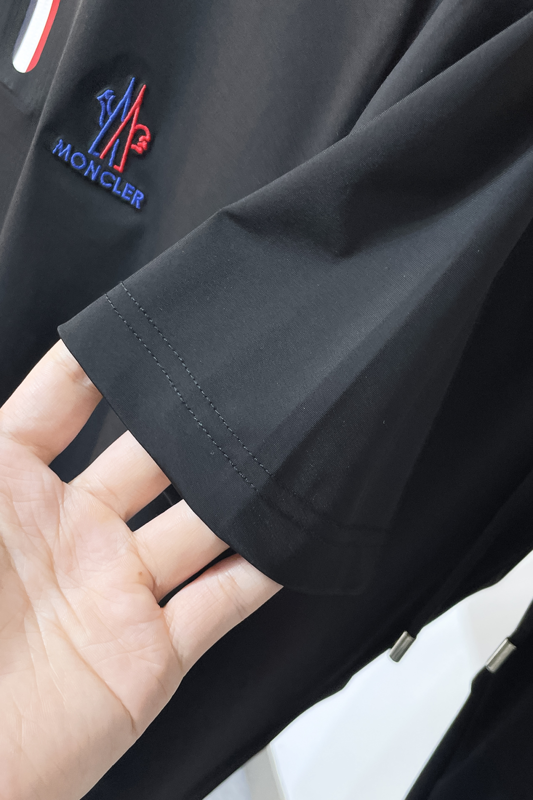 High-End Monochrome Leisure Suit with Unique Design and Top-Level Tailoring - 图片 8