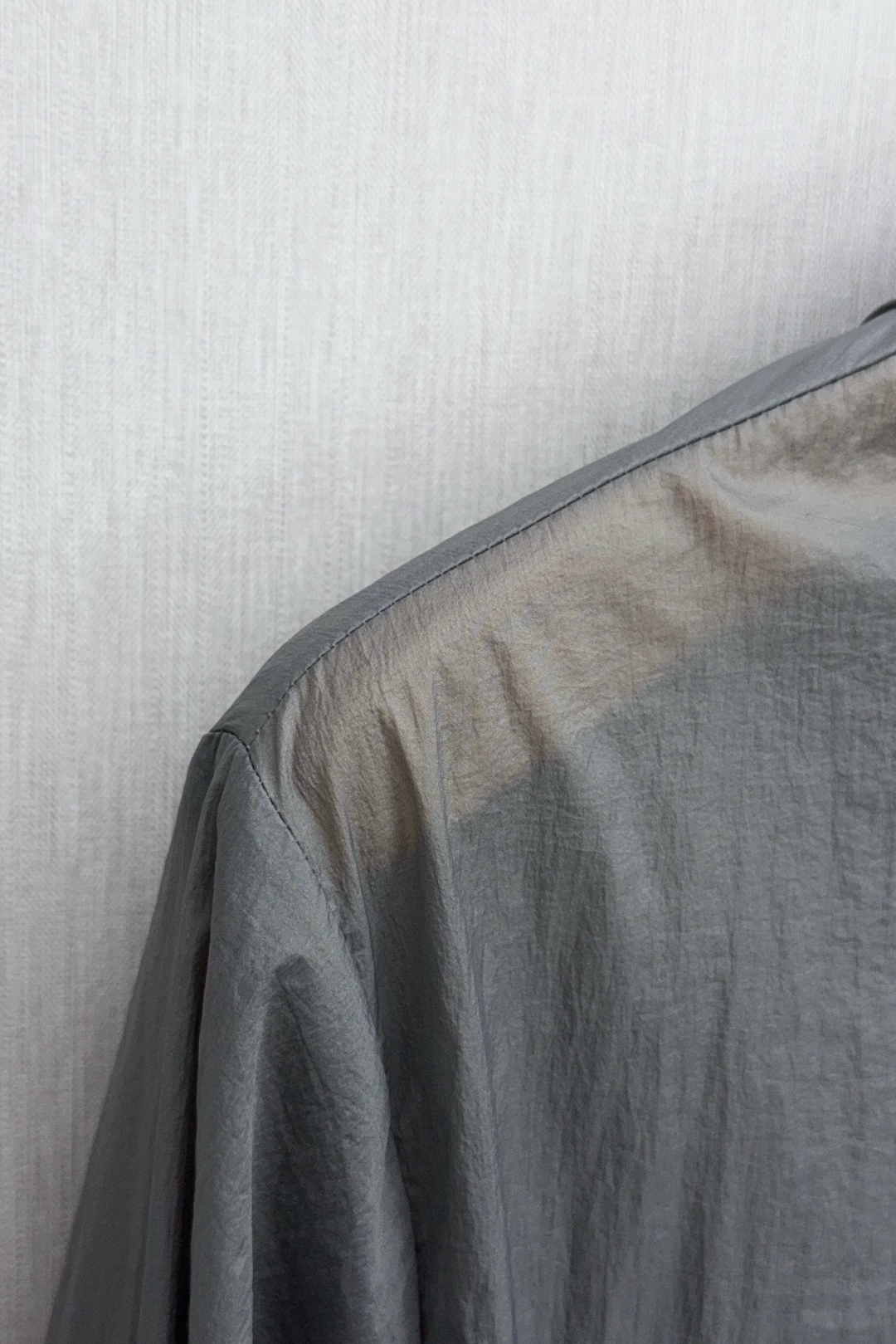 THOM BROWNE TB Striped Sunscreen Jacket: High-Quality UV Protection, Guangzhou Factory, Unisex Fit - 图片 5