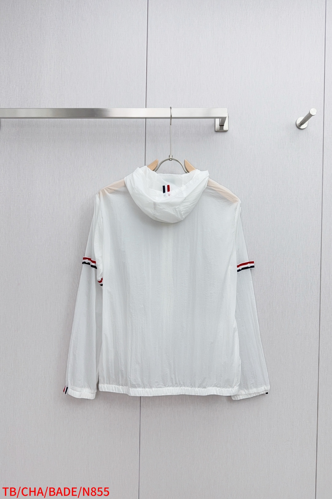 THOM BROWNE TB Sunscreen Jacket: High-Quality, UV-Protective Fabric in Four Colors - 图片 2