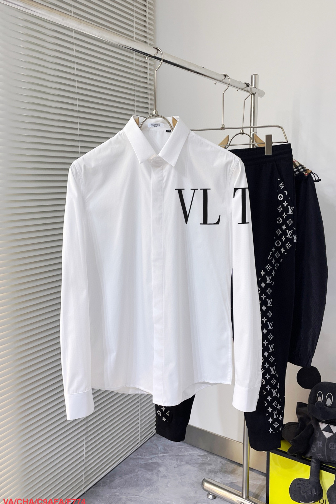 Alternative view of Valentino Shirt E774 09721