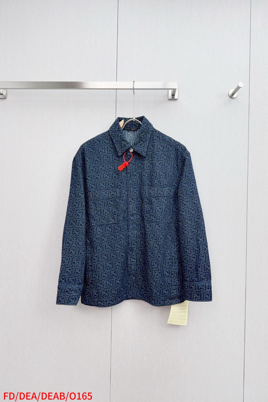 Fendi FF Cowboy Jacket: Luxurious Customization with Laser-Cut Details - 图片 1