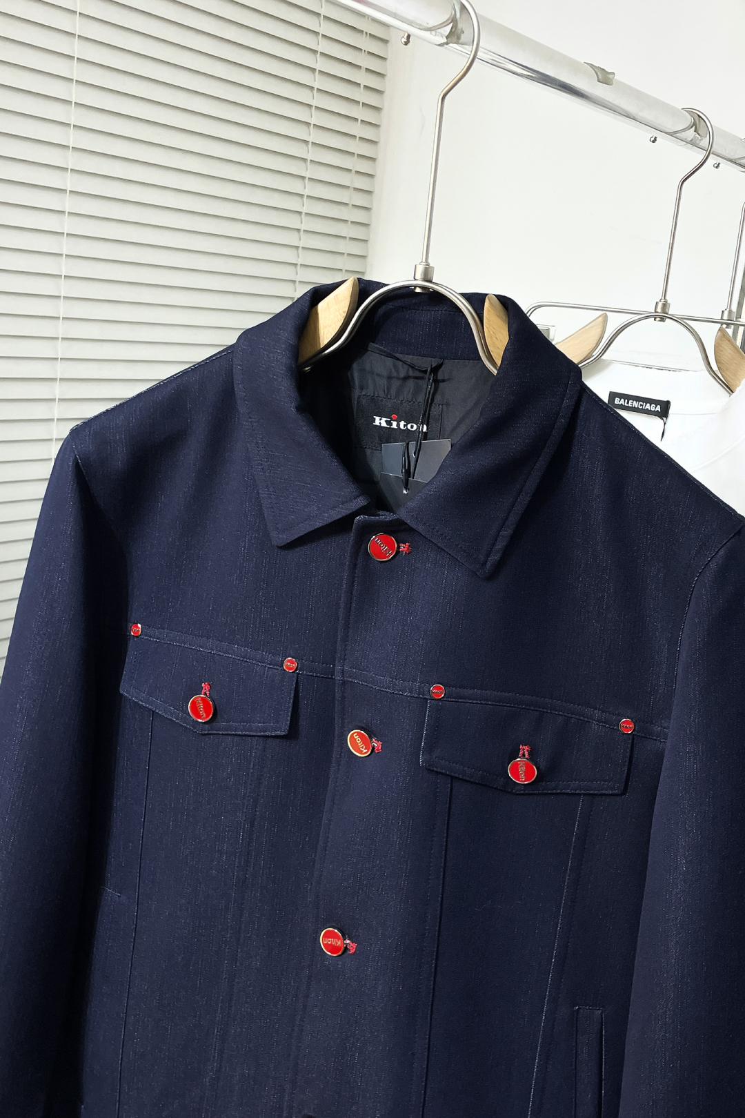 Kiton Cowboy Jacket: “King of Daniningbu” with Unique Design and Durability - 图片 3