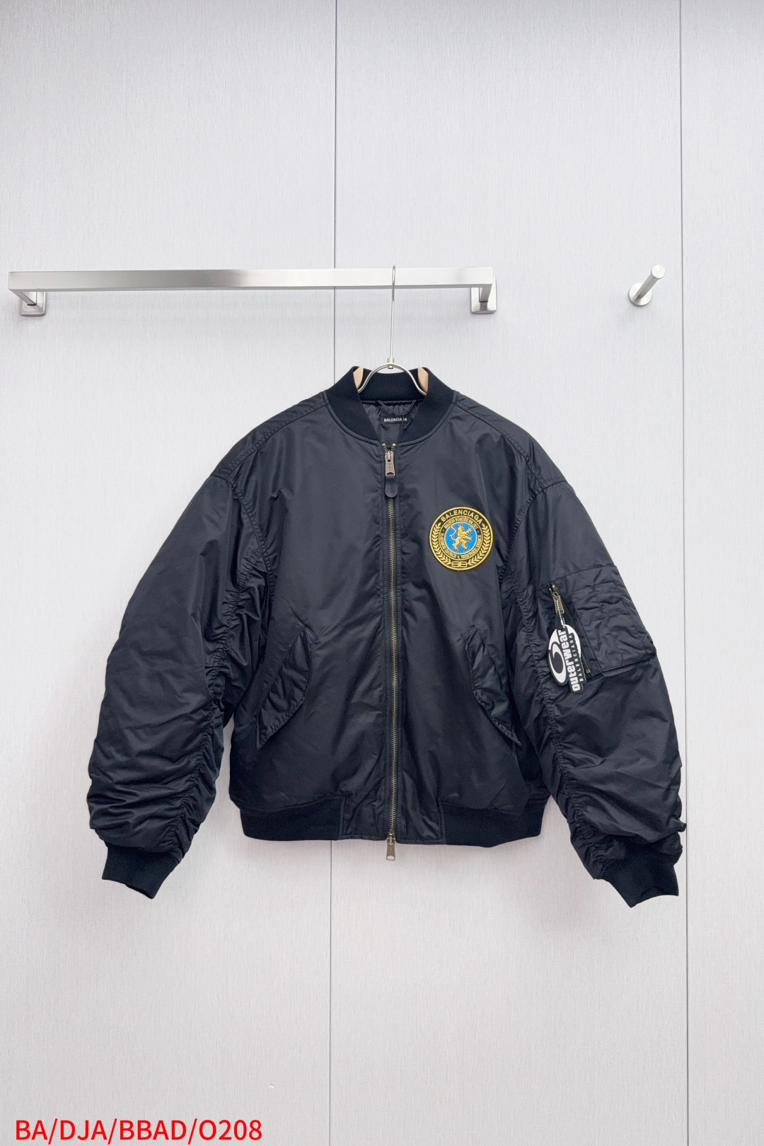 Balenciaga 2025 FW Bomber Flight Jacket with Zilong Embroidery and Leather Details - 图片 1