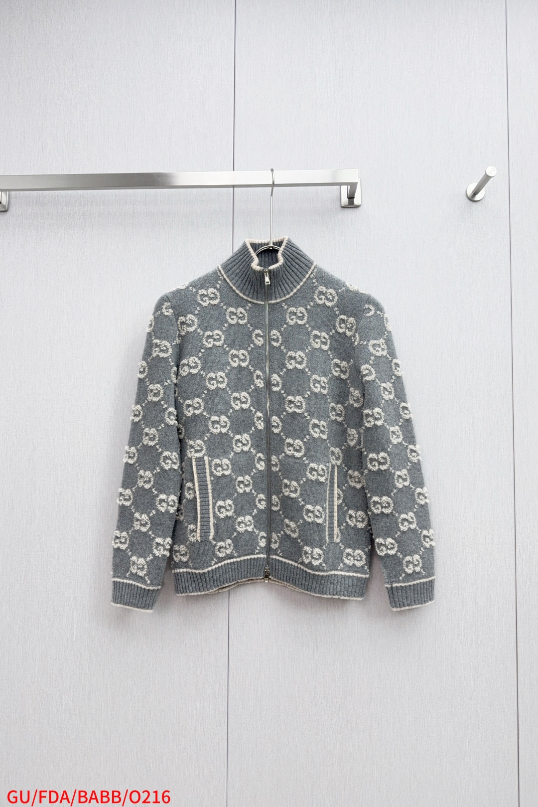 Luxury Gucci GG Wool Shirt Collection for Autumn & Winter: High-End, Three-Standard, Short-Sale Design