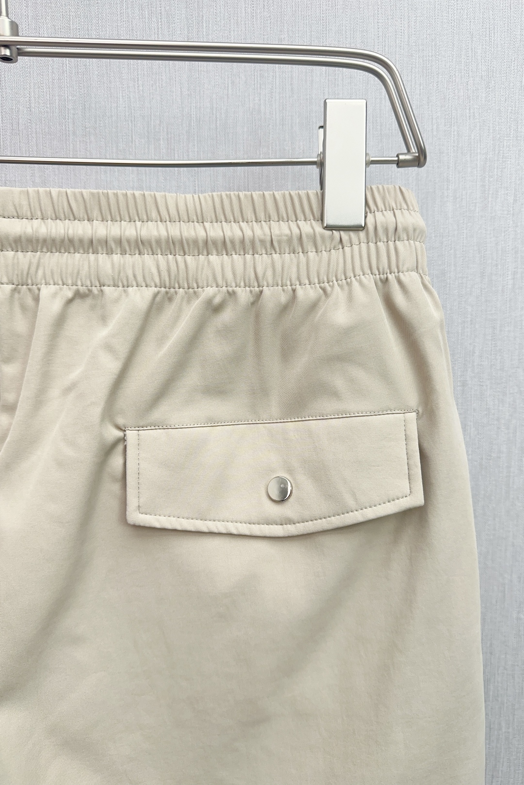 Spring/Summer 2025 Men’s Classic Letter Embroidery Shorts: Versatile and Stylish - 图片 8