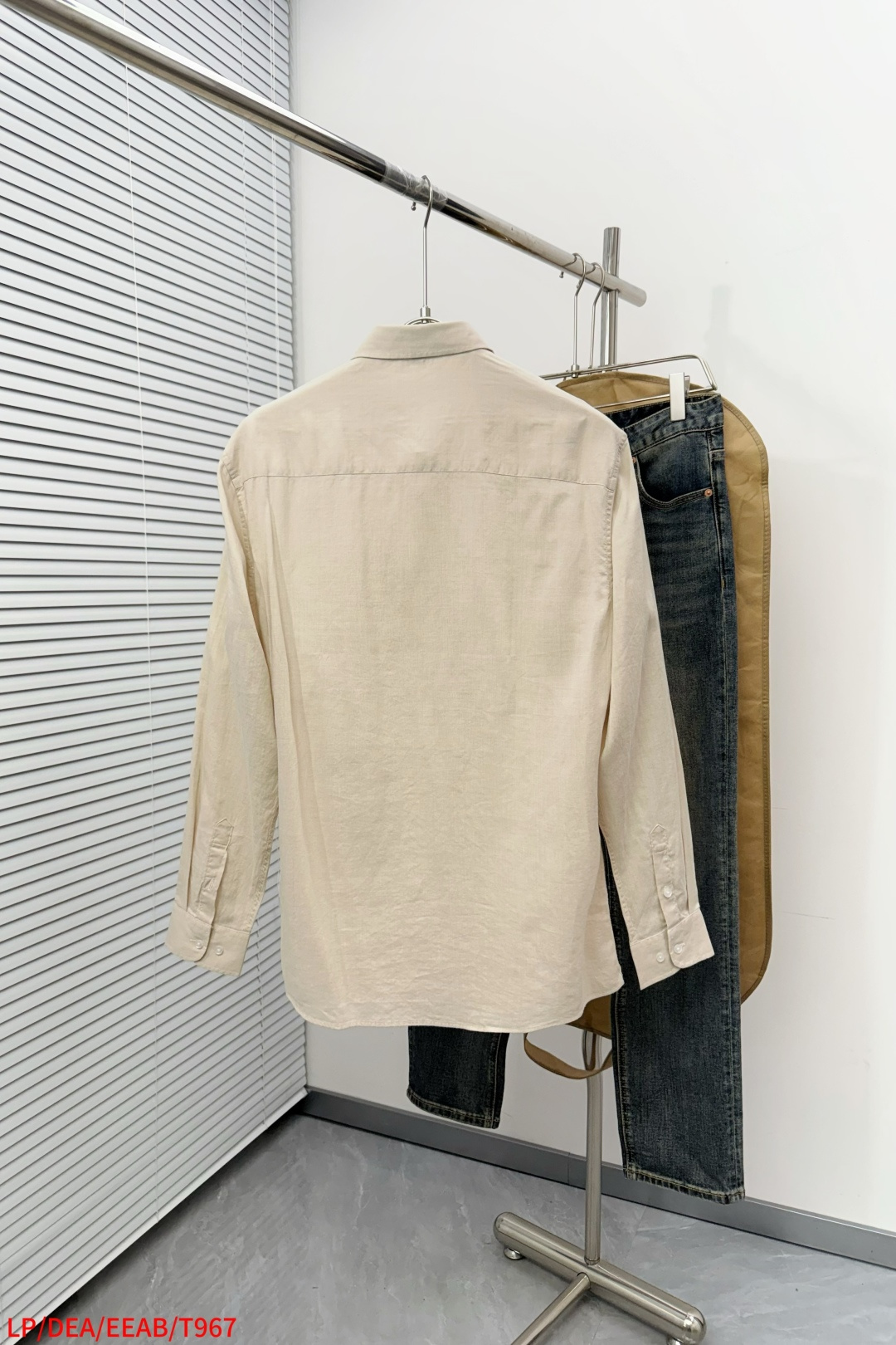 Alternative view of Shirt T967 09699
