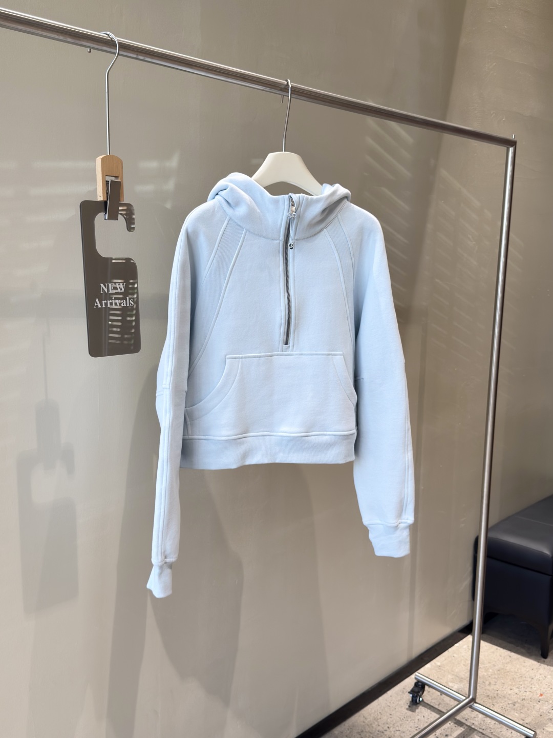 Lululemon Scuba Oversized Half-Zip Cropped Hoodie - Powder Blue 3 cmp i1756410477549 4020 0 2
