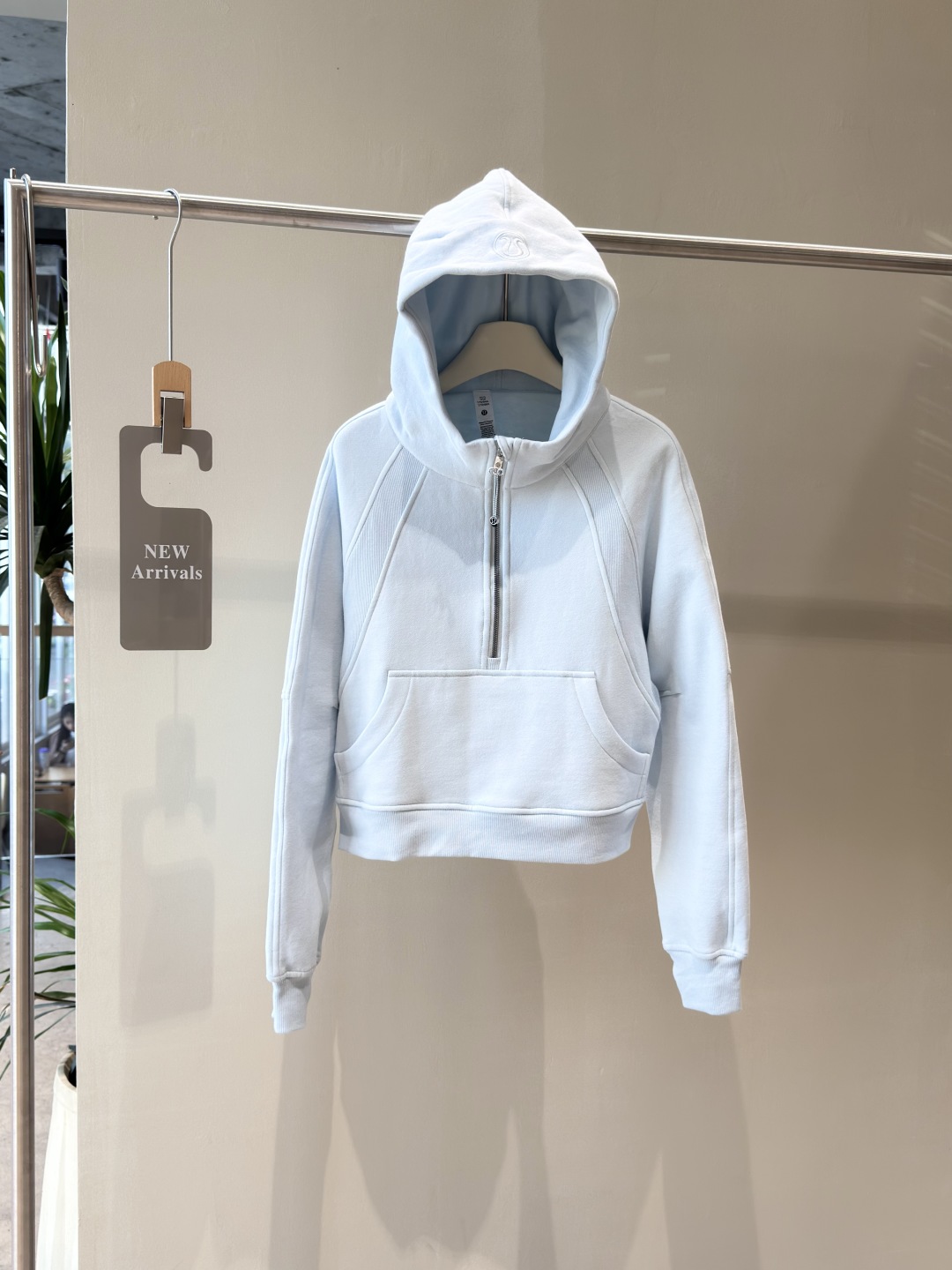 Lululemon Scuba Oversized Half-Zip Cropped Hoodie - Powder Blue 4 cmp i1756410477555 2062 0 3