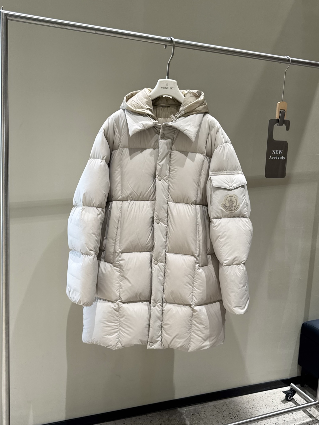 #正品级:𝗠𝗼𝗻𝗰𝗹𝗲𝗿｜盟可睐 𝟮𝟱𝗦𝗦 𝗔𝗹𝗶𝘇𝗲长款大标 可拆卸帽 加厚长款羽绒服【赵露思同款】 