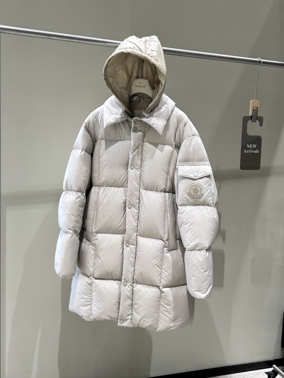 #正品级:𝗠𝗼𝗻𝗰𝗹𝗲𝗿｜盟可睐 𝟮𝟱𝗦𝗦 𝗔𝗹𝗶𝘇𝗲长款大标 可拆卸帽 加厚长款羽绒服【赵露思同款】 