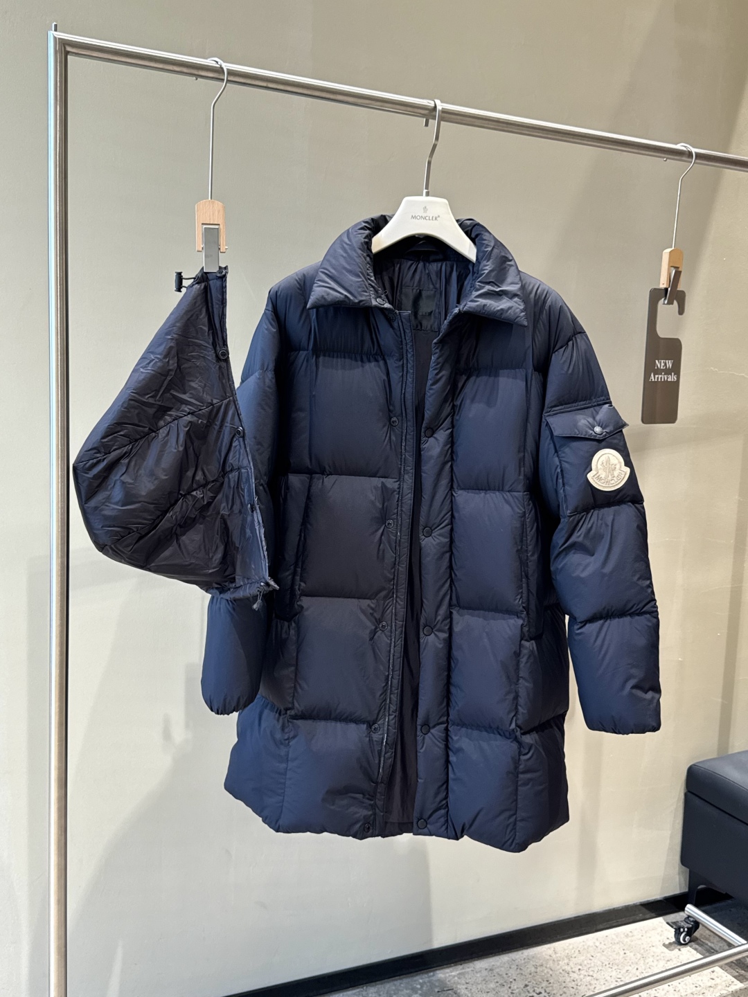 #正品级:𝗠𝗼𝗻𝗰𝗹𝗲𝗿｜盟可睐 𝟮𝟱𝗦𝗦 𝗔𝗹𝗶𝘇𝗲长款大标 可拆卸帽 加厚长款羽绒服【赵露思同款】 