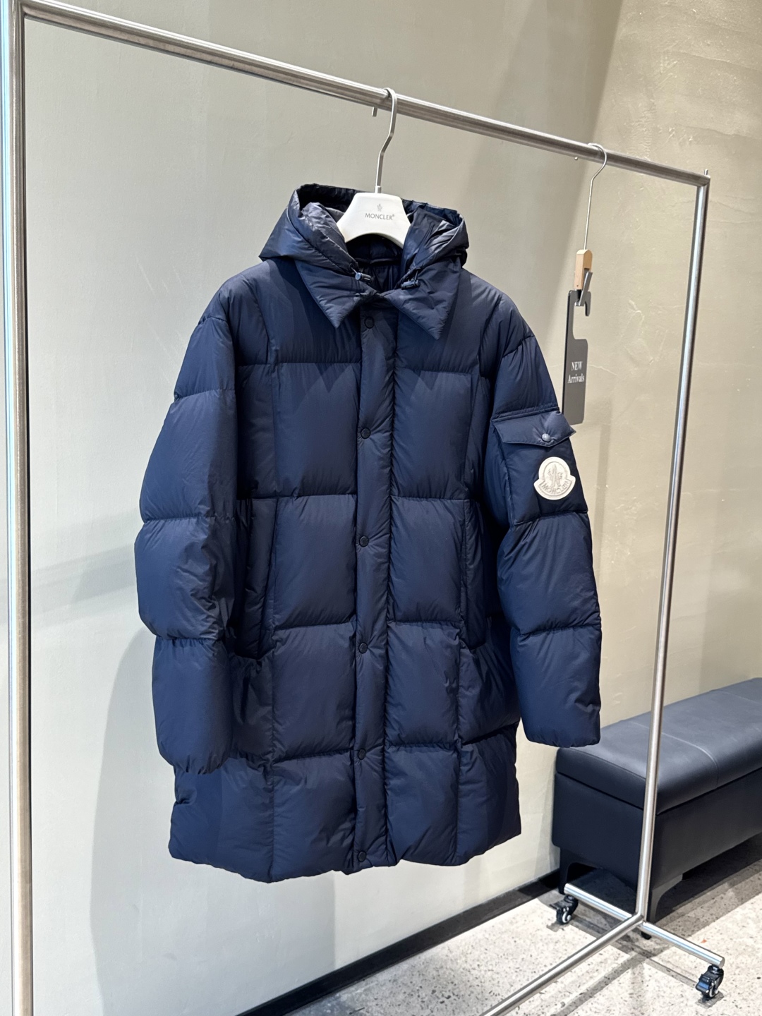 #正品级:𝗠𝗼𝗻𝗰𝗹𝗲𝗿｜盟可睐 𝟮𝟱𝗦𝗦 𝗔𝗹𝗶𝘇𝗲长款大标 可拆卸帽 加厚长款羽绒服【赵露思同款】 