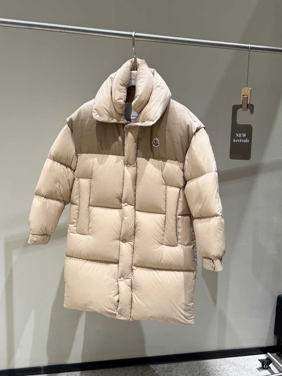 #正品级:𝑴𝒐𝒏𝒄𝒍𝒆𝒓|蒙口 /盟可睐 25𝒔𝒔 Verone 秋冬新品限量款多功能【可拆袖】长款立领