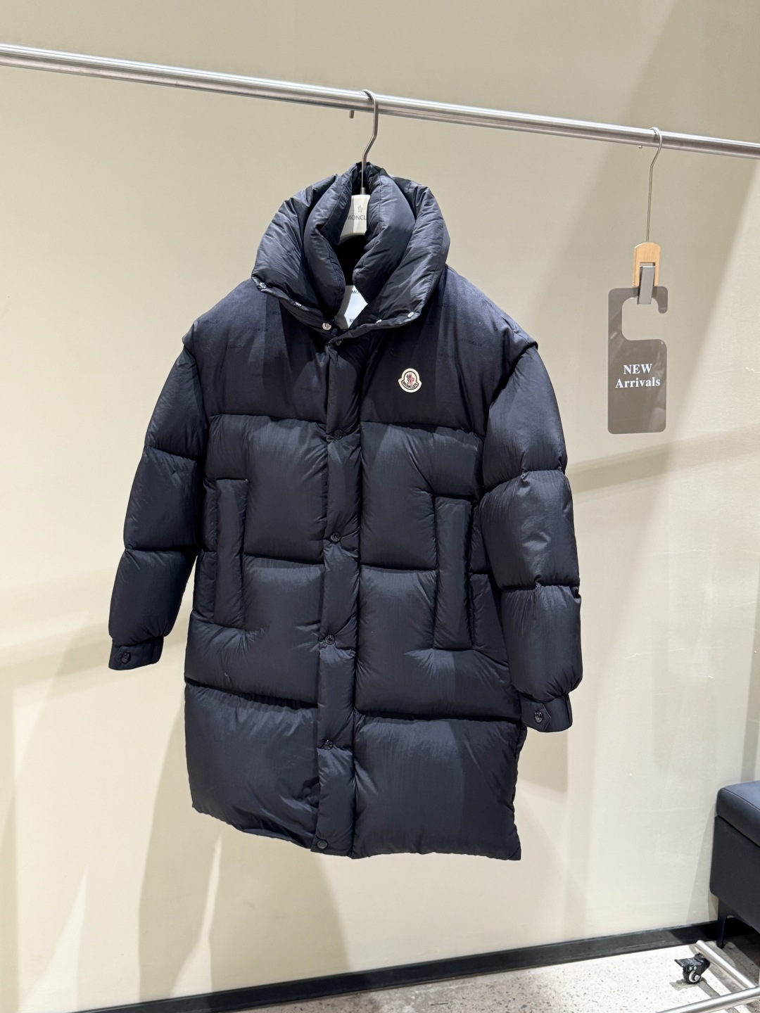 #正品级:𝑴𝒐𝒏𝒄𝒍𝒆𝒓｜蒙口 /盟可睐 25𝒔𝒔 Verone 秋冬新品限量款多功能【可拆袖】长款立领