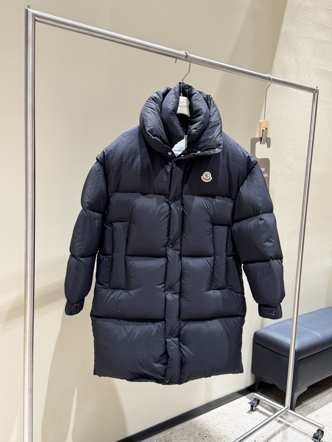 #正品级:𝑴𝒐𝒏𝒄𝒍𝒆𝒓｜蒙口 /盟可睐 25𝒔𝒔 Verone 秋冬新品限量款多功能【可拆袖】长款立领