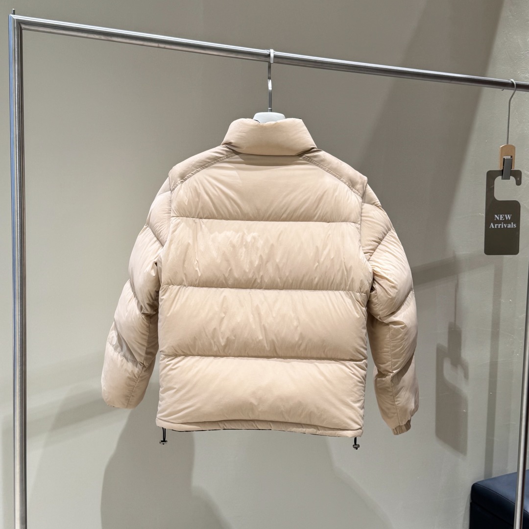 #正品级:𝑴𝒐𝒏𝒄𝒍𝒆𝒓|蒙口 /盟可睐 25𝒔𝒔 Verone 秋冬新品联名限定双面可穿,可拆卸袖子,