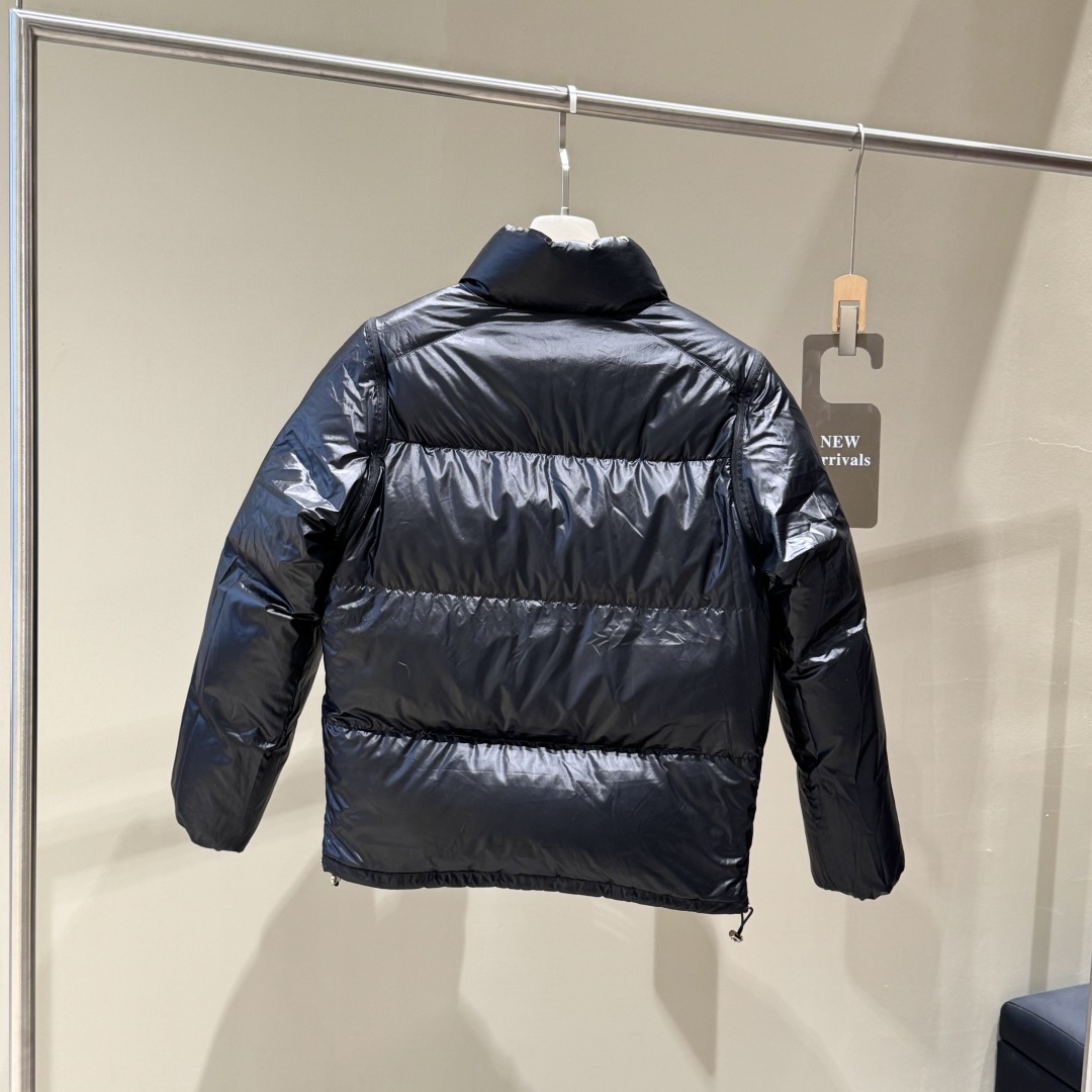 #正品级:𝑴𝒐𝒏𝒄𝒍𝒆𝒓|蒙口 /盟可睐 25𝒔𝒔 Verone 秋冬新品联名限定双面可穿,可拆卸袖子,