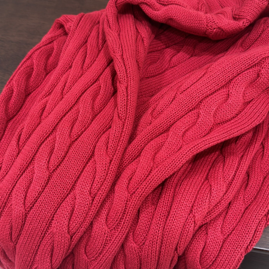 细节%

𝗣𝗼𝗹𝗼 𝗥𝗮𝗹𝗽𝗵 𝗟𝗮𝘂𝗿𝗲𝗻 ｜拉夫劳伦 半拉链立领针织衫-男女款  新年红
