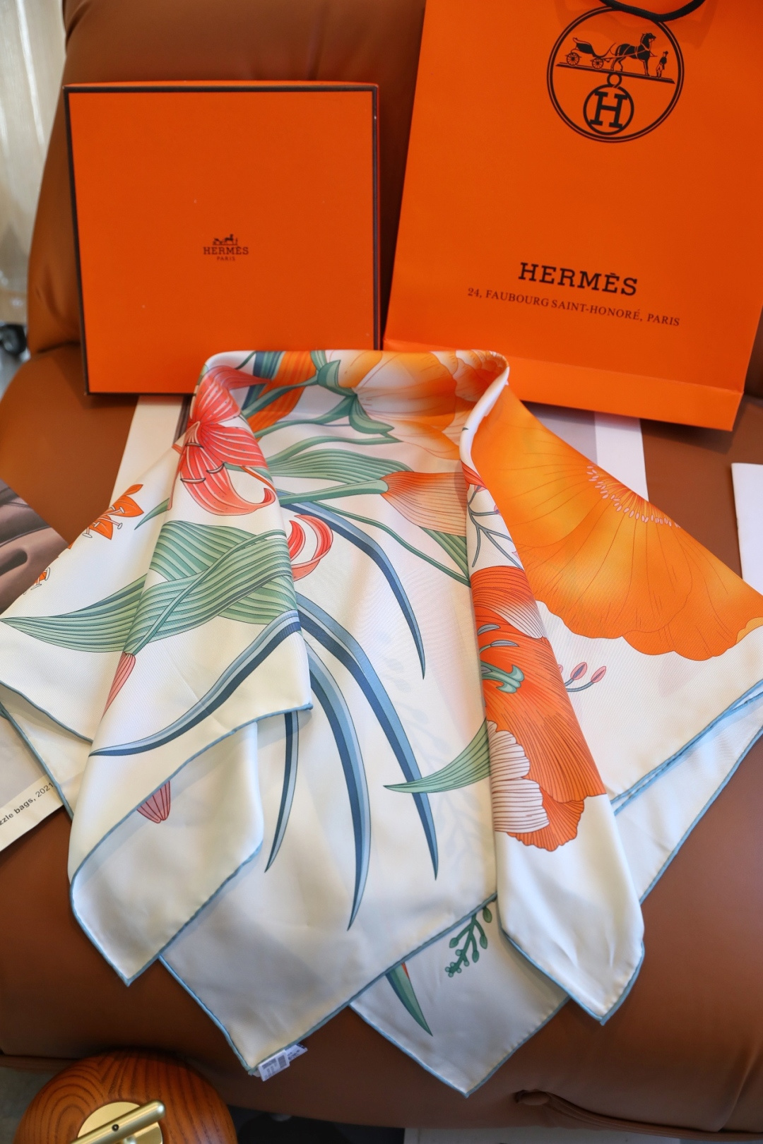 Hermès Luxury Designer Handbag Shoulder Crossbody Bag crafted in premium 2