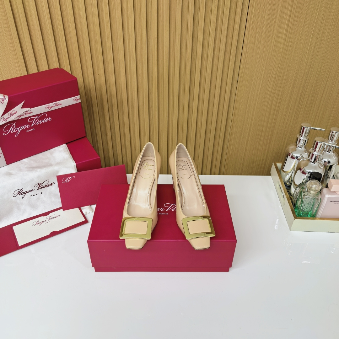 NO:257679,Nude patent leather, high heels19860909裸色漆皮,高跟鞋,high heels,Women's Shoes