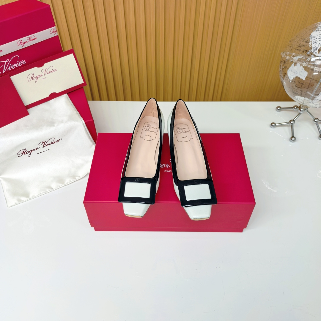 NO:444021,2.5cm white patent leather black piping, single shoes198609092.5cm白色漆皮黑色滚边,单鞋,Women's Shoes