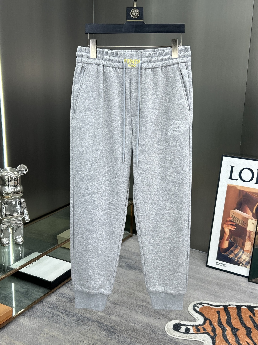 Fendi Fleece-Lined Sweatpants: Comfortable, Stylish, and High-Performance