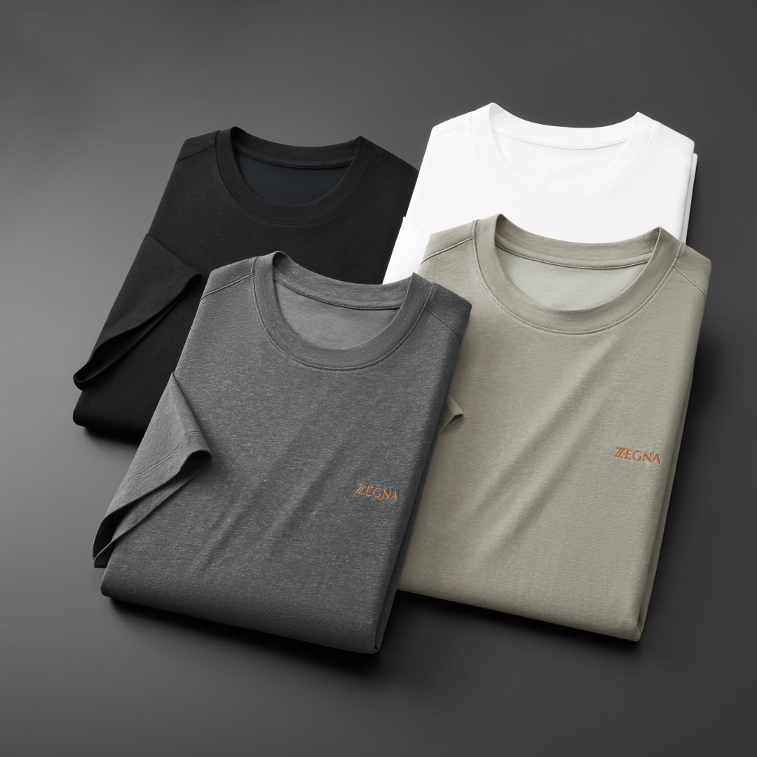 NO:135497,2025ss.ZZ spring and summer new product 220g skin-sensing thick plate laser LOGO process hand-painted design Latest official website font cut and hot Baita model Short-sleeved T color black white Khaki Gray size M L XL 2XL 3XL,,T-shirt,alexander wang198609092025ss.ZZ春夏新品 220克 肤感厚板激光LOGO工艺 手绘设计 最新官网字体切烫 百塔款 短袖T颜色黑 白 卡其 灰色尺码M L XL 2XL 3XL,,T-shirt,alexander wang,Men's clothing