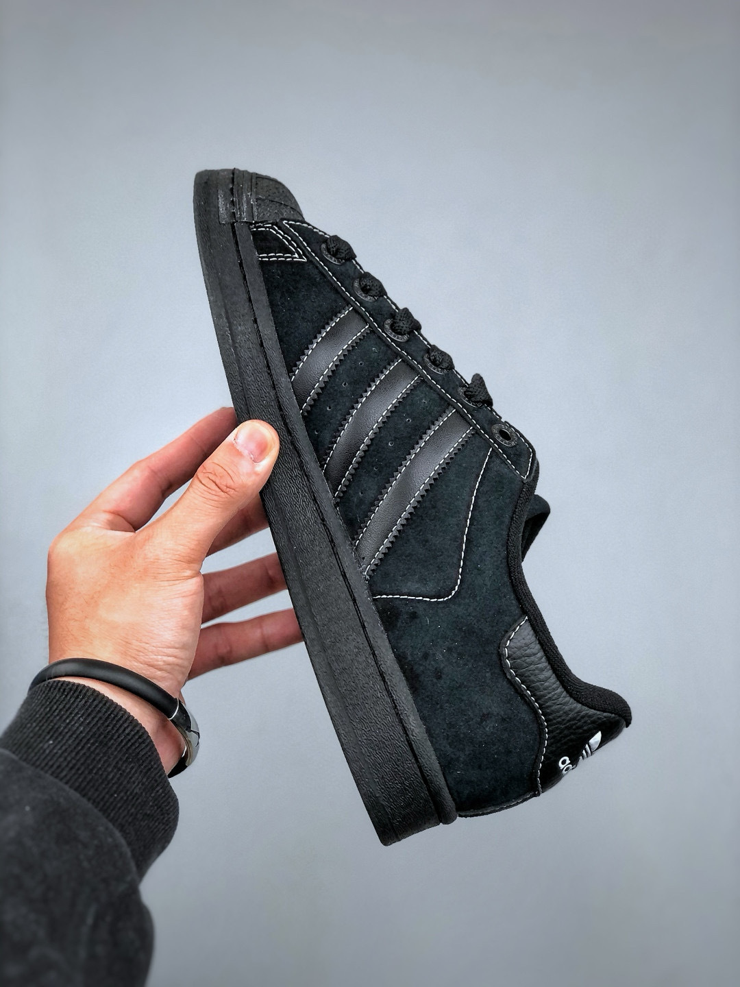 Adidas Originals Superstar 2: Iconic Shell Toe, Comfortable, and Durable Sneakers 6 cmp i1746031691466 5585 0 4