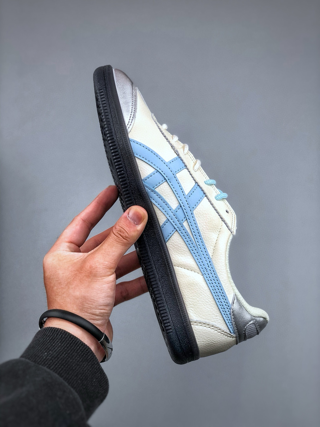 Onitsuka Tiger Tokuten Retro Running Shoes - Low-Top Sneakers 3 cmp i1746214061596 7447 0 1