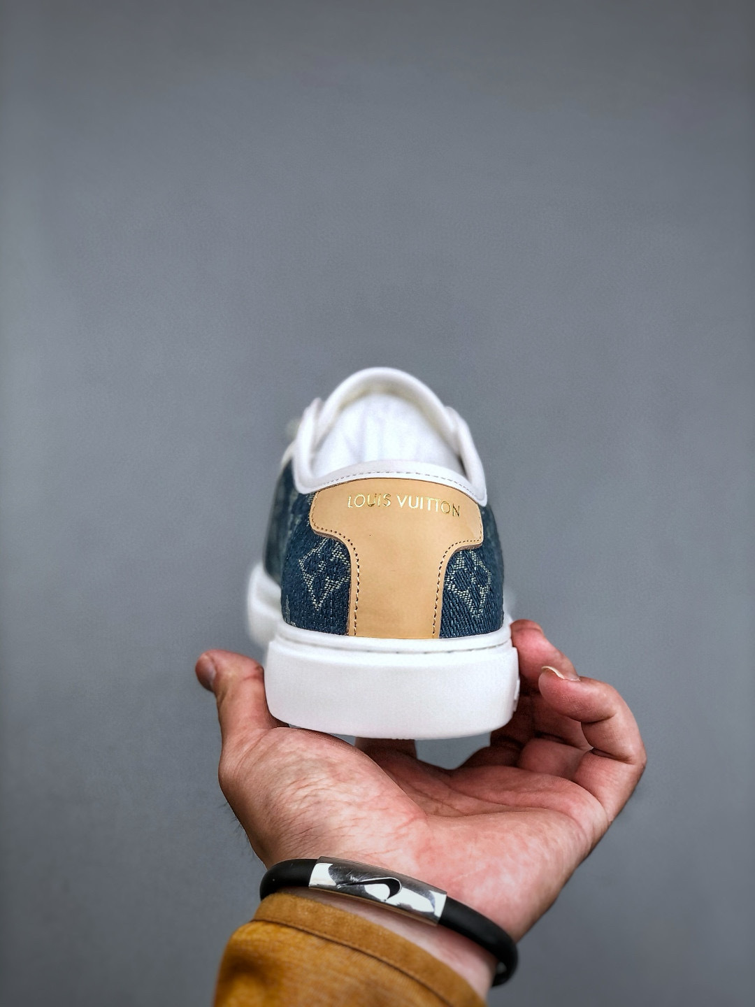 Louis Vuitton Lagoon Denim Sneaker: Embossed Canvas, Retro Design, and Comfort 4 cmp i1746551776072 5975 0 2