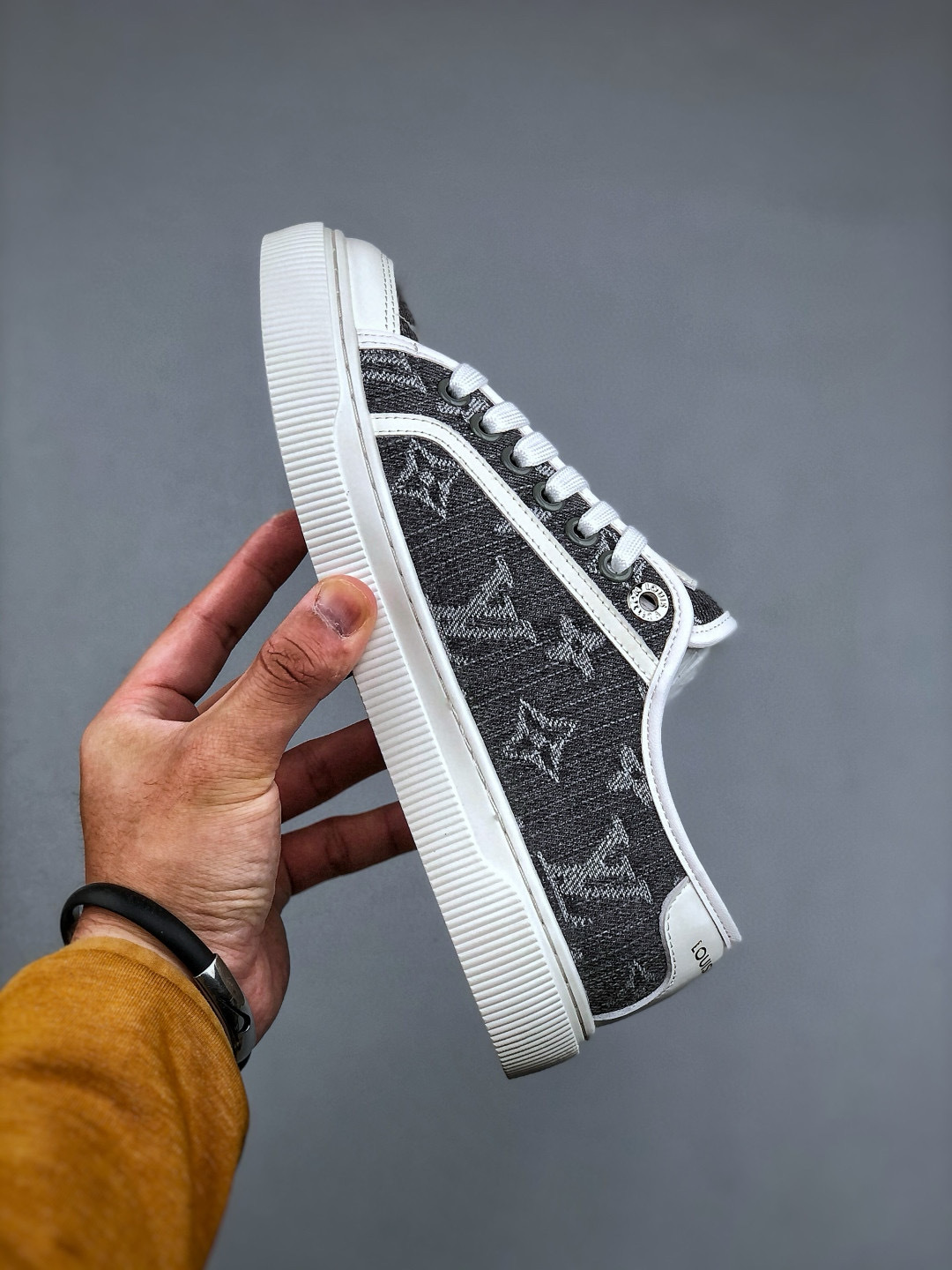 Louis Vuitton Lagoon Denim Sneaker: Embossed Canvas, Retro Design, and Comfort 6 cmp i1746551776087 3668 0 4