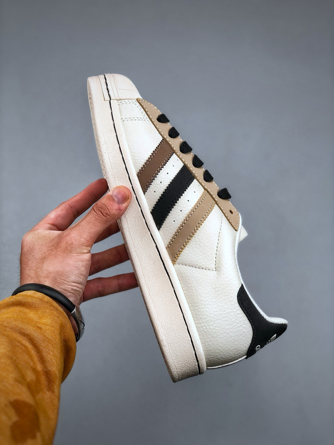Adidas Originals Superstar Supreme White Brown Classic Shell Toe Shoes 9 cmp i1746638385538 304 0 7