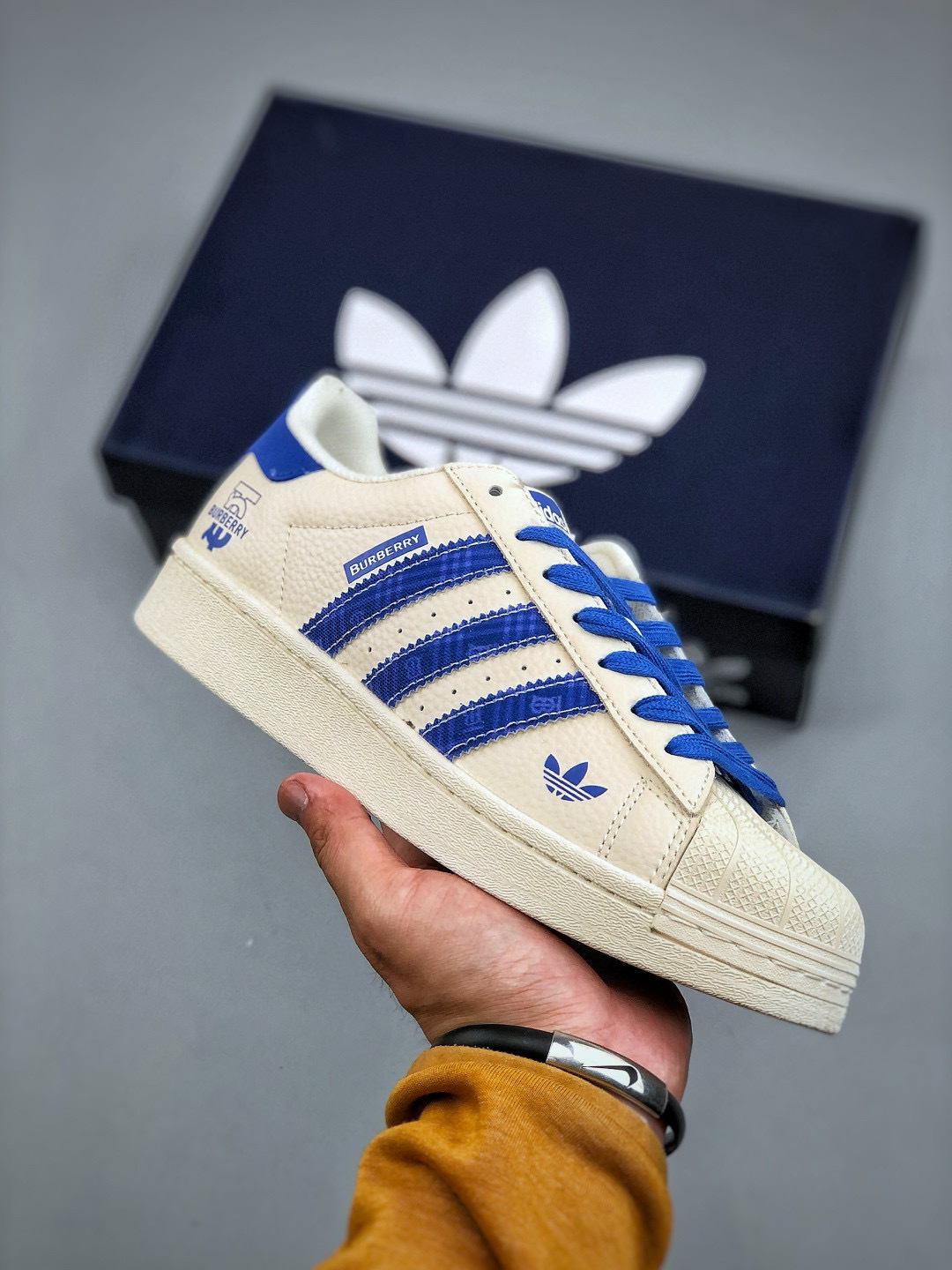 Adidas Originals Superstar Supreme White Brown Classic Shell Toe Shoes 5 cmp i1746638385545 4368 0 3