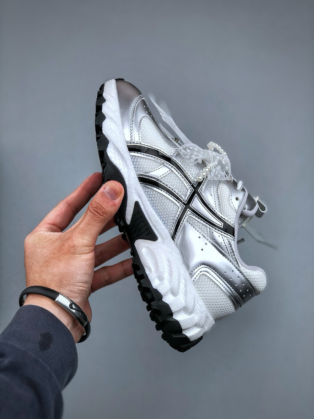 Gucci CC Women's Silver Leather and Mesh Lace-Up Sneakers 3 cmp i1746723449448 7030 0 1