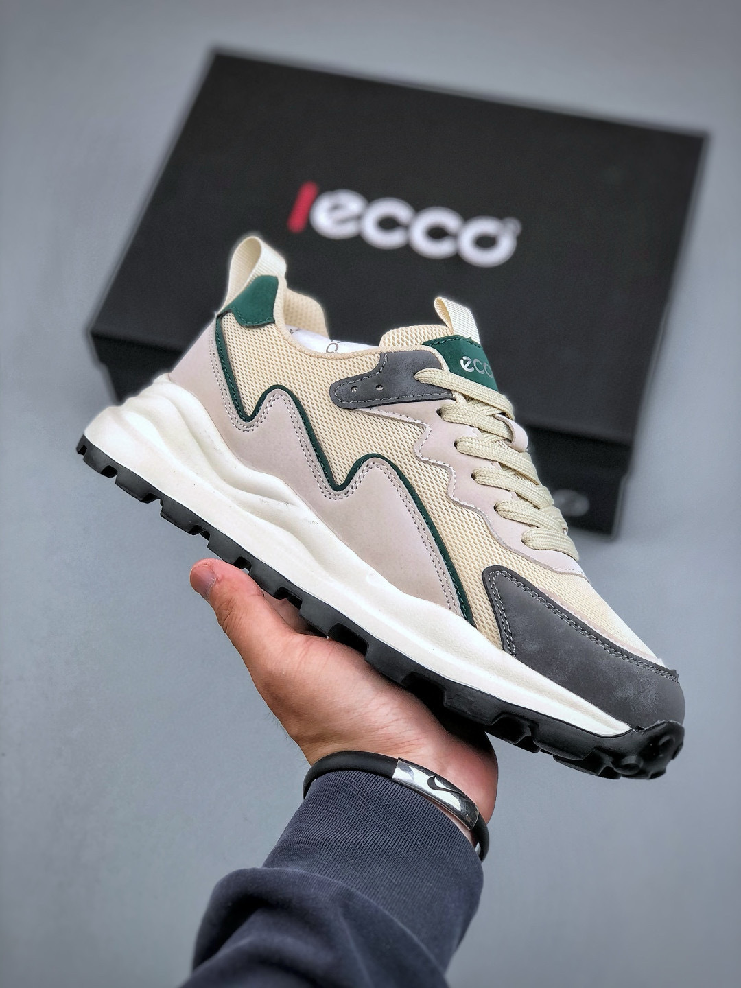 ECCO Men's Retro Running Shoes Comfortable Texture Sneakers 2 cmp i1746724755058 1412 0 0