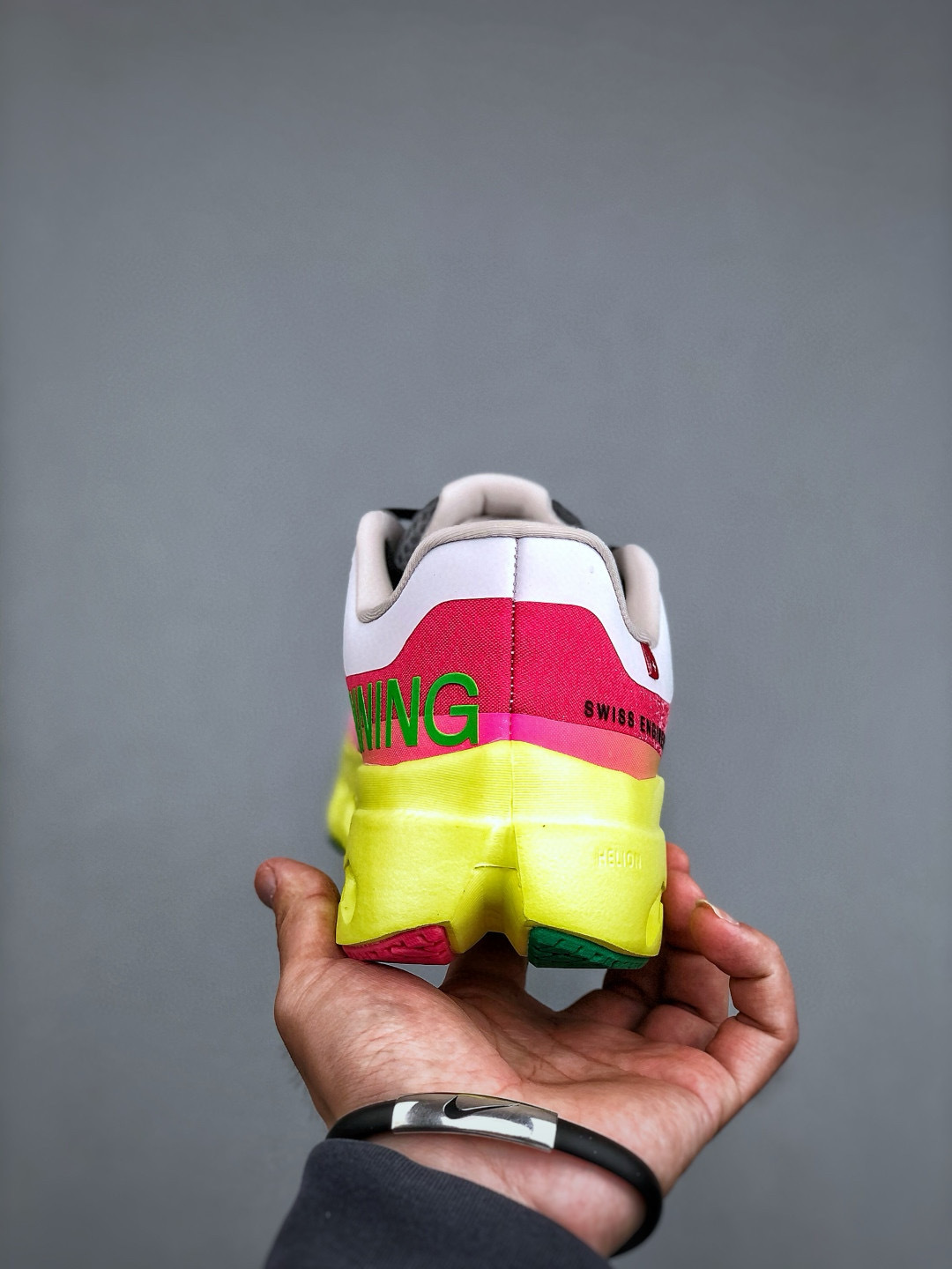 ON Running Cloudsurfer Next Low-Top Lightweight Comfort Sneakers - Size 36-40 7 cmp i1746724891830 3342 0 5
