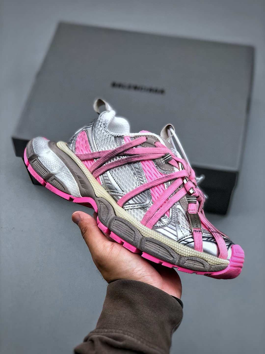 Balenciaga Phantom 3XL Sneaker - Metal Lacing, New Design, Track Trainer 5 cmp i1746898276810 9983 0 3